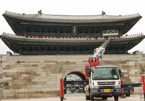 국보1호 숭례문(남대문) 기와보수작업…